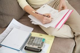 Octubre llega a las cuentas de la ANSES con una suba del 1,66% y la AUH en $156.588 por hijo