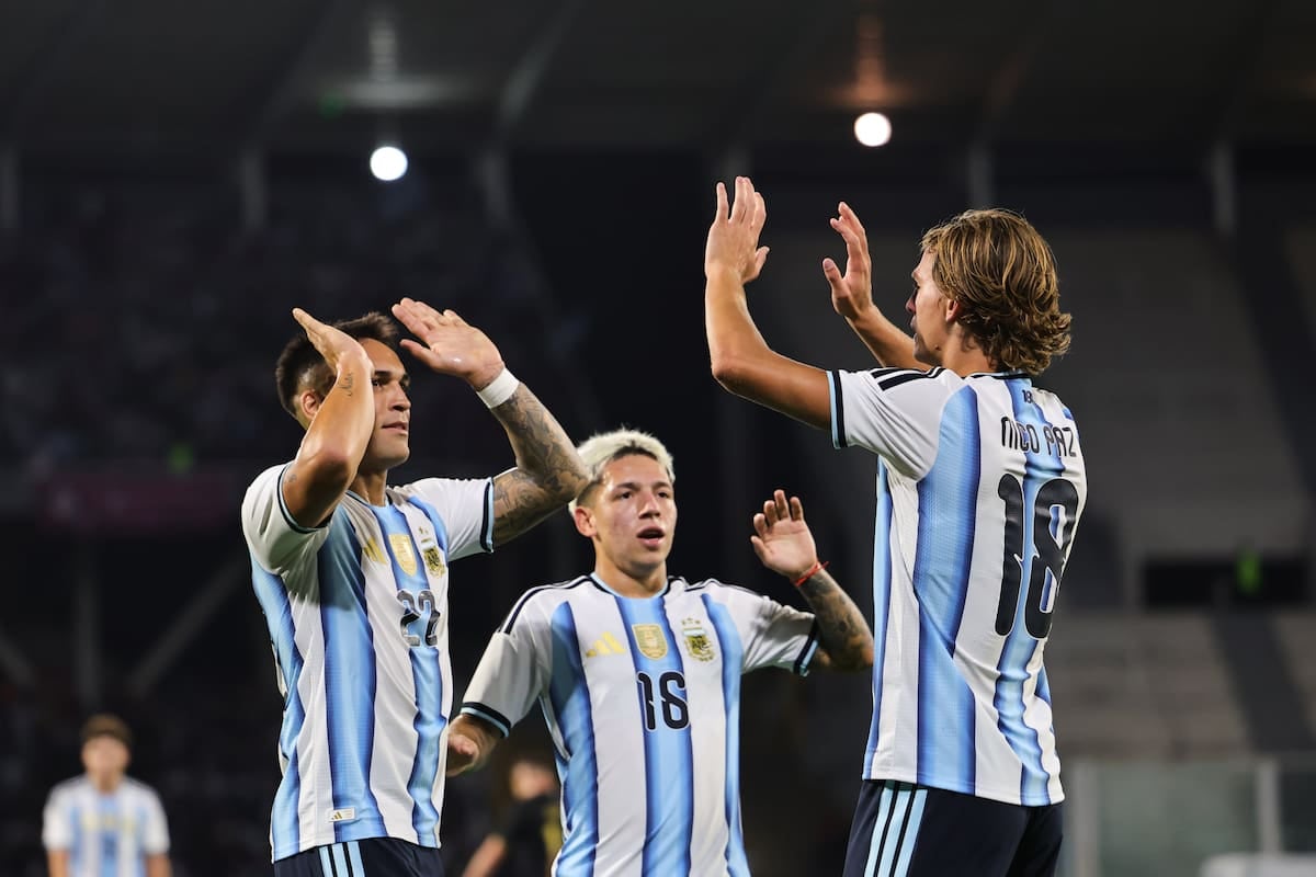 Tras el 4 a 0 en Córdoba, Argentina se mide con dos rivales inéditos antes de la despedida del Diez