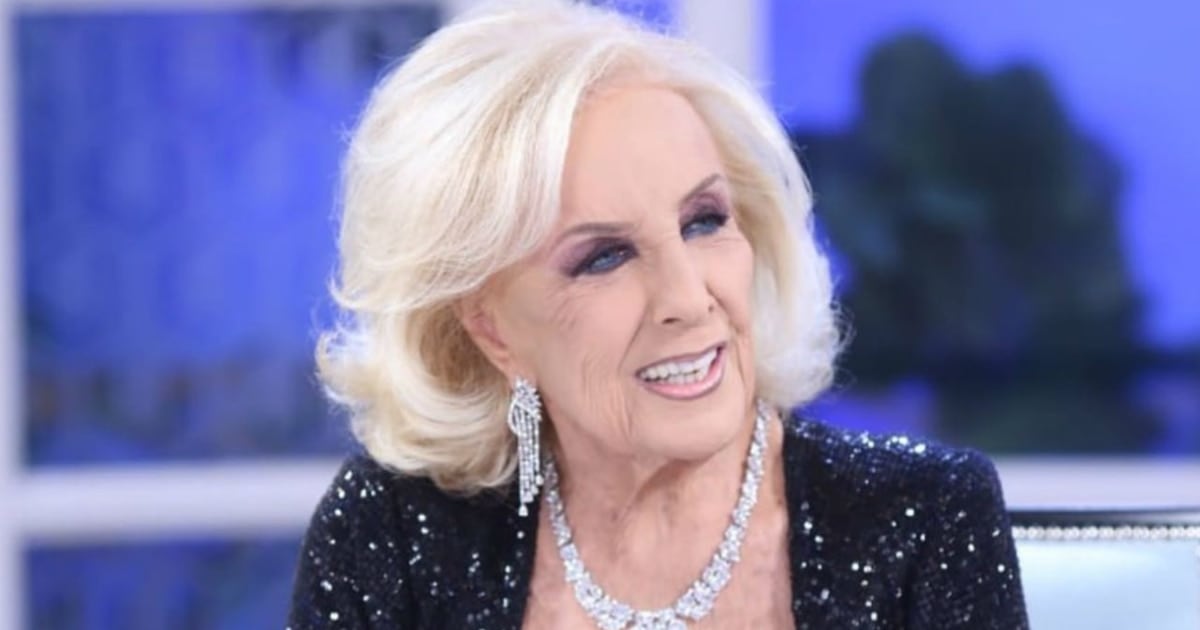 Mirtha vuelve a casa: la diva de los almuerzos deja el sanatorio y se acomoda otra vez en su sillón