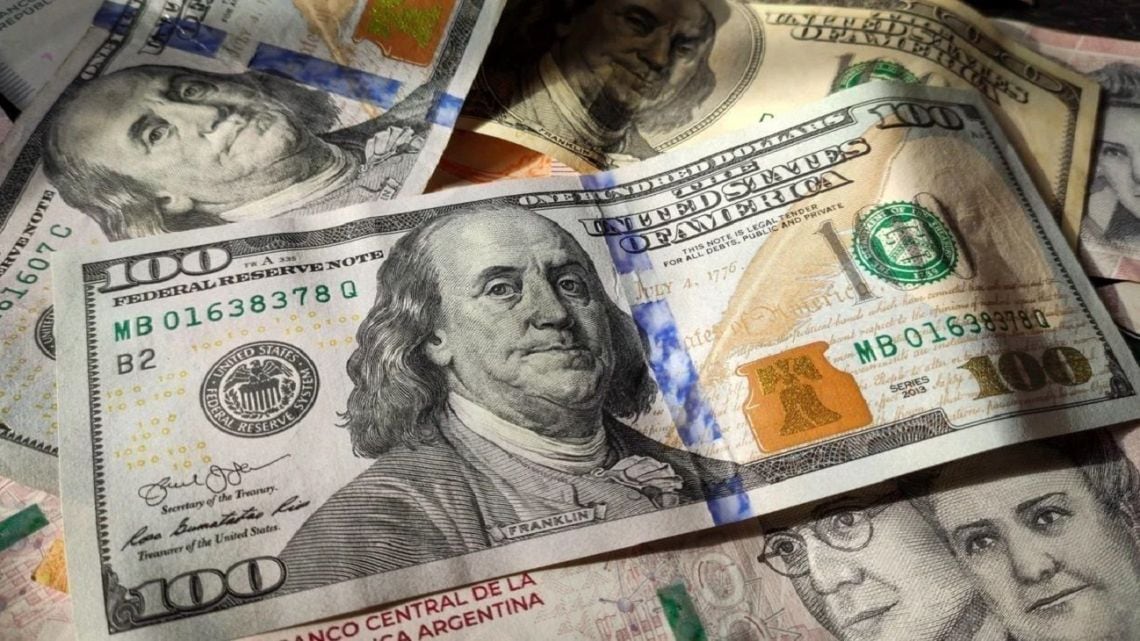 El blue se recalibra y vuelve a coincidir con el oficial del Nación en los $1.540 para la venta