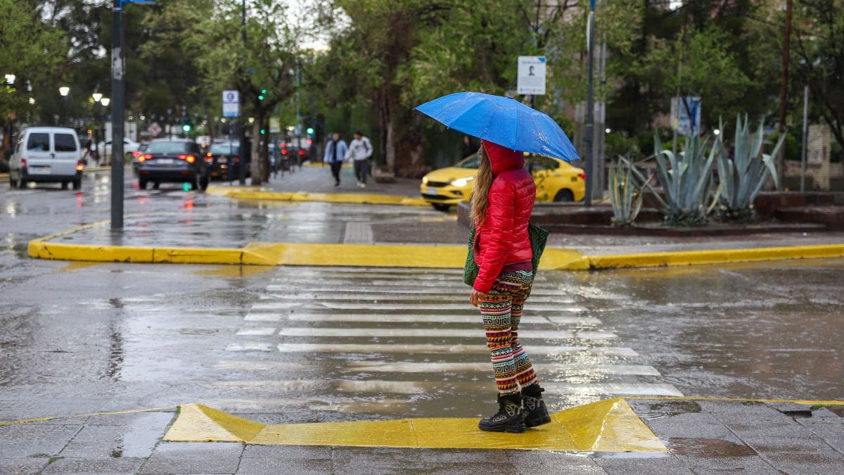 Neuquén se prepara para una tarde peligrosa: la naranja se enciende sobre seis departamentos