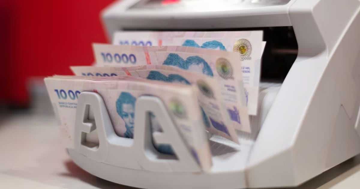 Billetes dañados: el Banco Central recordó que las entidades deben canjearlos a cualquier persona, sea cliente o no