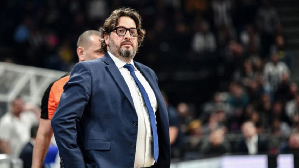 Baskonia cortó a Galbiati y ahora va por un viejo conocido para apagar el incendio