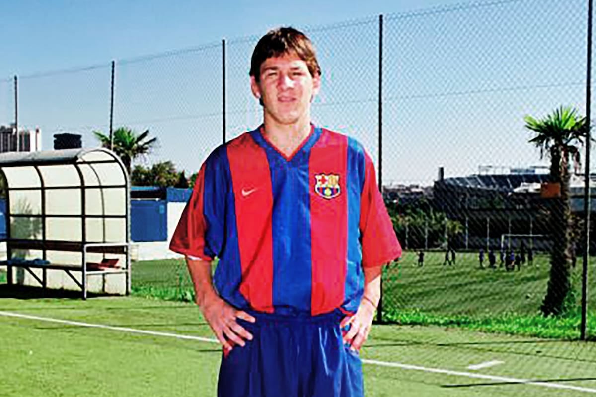 Messi tenía 13, medía 142 y un formador del Barcelona gritó que no lo ficharan: los informes que se conocieron 26 años después