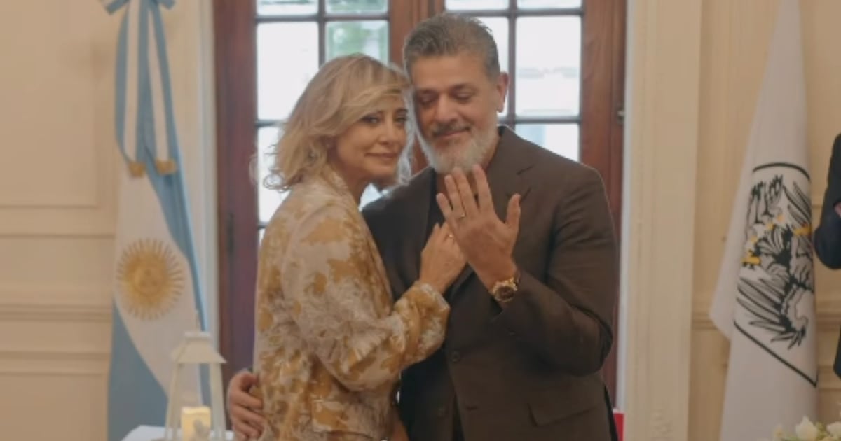 Andrea Ghidone y Pablo Otero sellaron su amor en una mesa chica y ahora se vienen con todo: boda, curazao y temporada en Mar del Plata