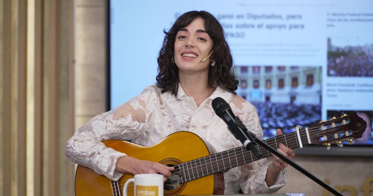 Zoe Gotusso despide el año a todo verano en el Coliseo: dos noches para dejarse llevar por su voz y su banda