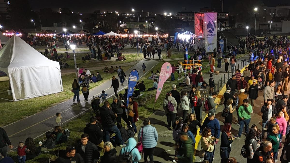 El Parque Jaime de Nevares se viste de festejo: más de 170 emprendedores salen a la calle a esperar a mamá