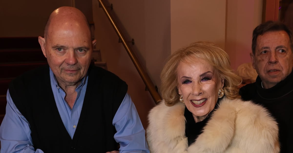 Mirtha, la pasaste mal: la conductora le puso voz a su propia internación y el futuro de su ciclo quedó en el aire