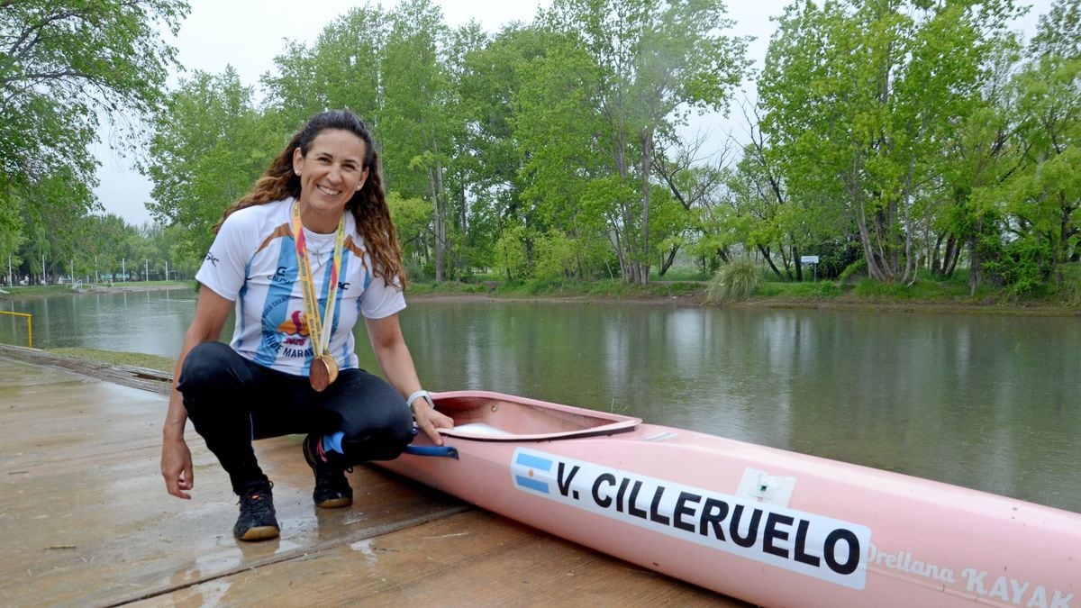 Una maestro neuquina cruzó la meta en Gualeguaychú yBringing el kayak a casa