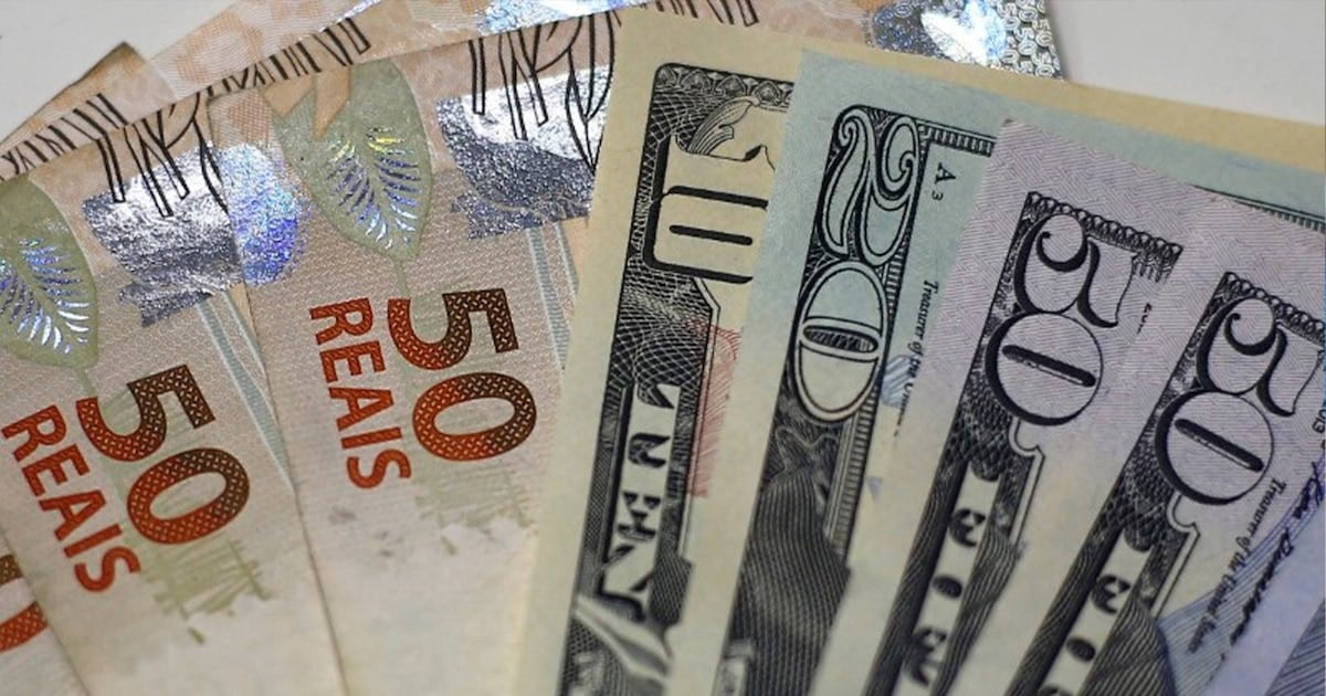 El real cayó más de 10% en Argentina yfaq modifica el costo de viajar a Brasil